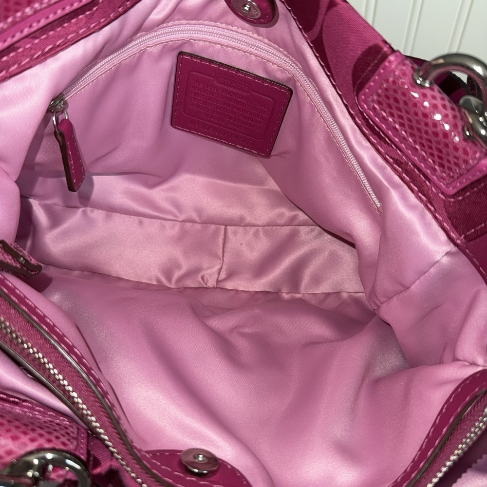 COACH Peyton Tote Bag Purse Signature Hot Pink Y2K Snakeskin Embossed Leather - Picture 7 of 16